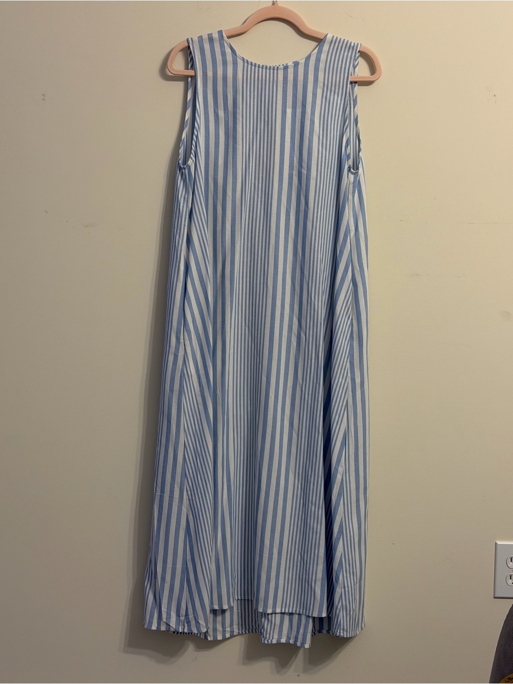 Sleeveless Light Blue & White Striped Maxi Dress - Picture 4 of 4